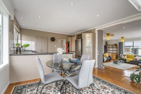 Photo of property in 11 Gregory Place, Mount Roskill, Auckland, 1041