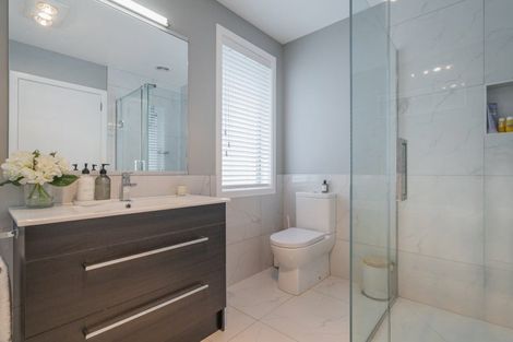 Photo of property in 7 Ronomor Place, Whitianga, 3510