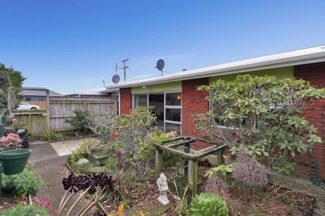 Photo of property in 2/40 Barriball Street, Fitzroy, New Plymouth, 4312