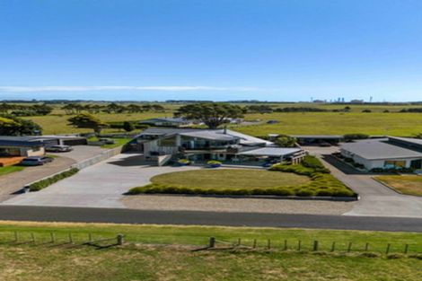 Photo of property in 129 Turangi Road Lower, Motunui, Waitara, 4383