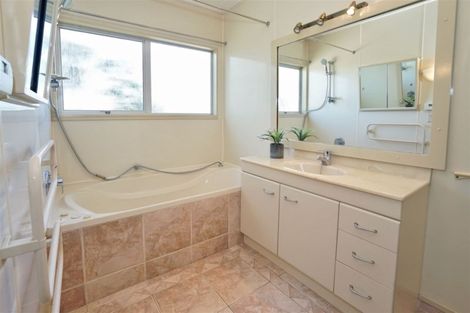 Photo of property in 28 Pelorus Street, Glenview, Hamilton, 3206