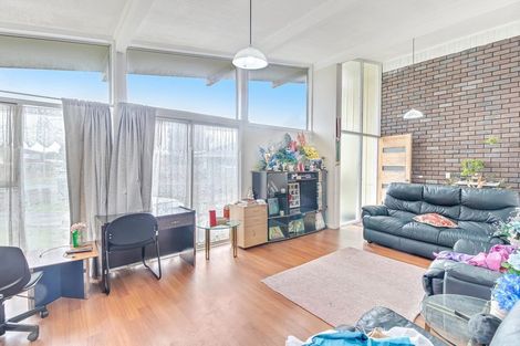 Photo of property in 24 Orly Avenue, Mangere, Auckland, 2022