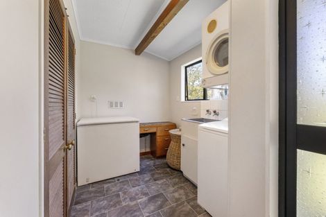 Photo of property in 906 Tukairangi Road, Acacia Bay, Taupo, 3385