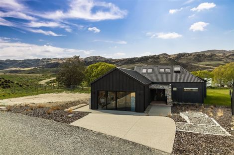 Photo of property in 18 Arion Court, Mount Pisa, Cromwell, 9383