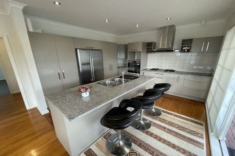 Photo of property in 6 Penning Road, Castor Bay, Auckland, 0620