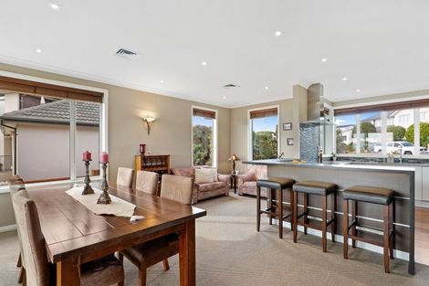 Photo of property in 6 Stonewall Place, Huntsbury, Christchurch, 8022