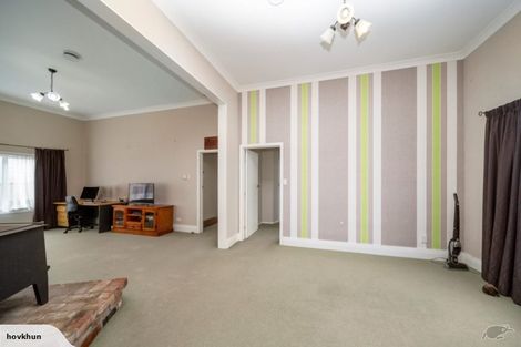 Photo of property in 105 Victoria Street, Hawera, 4610