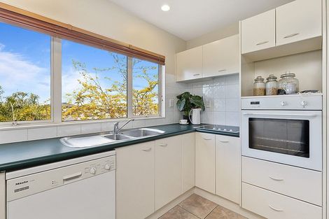 Photo of property in 2/23 Wairau Road, Forrest Hill, Auckland, 0627