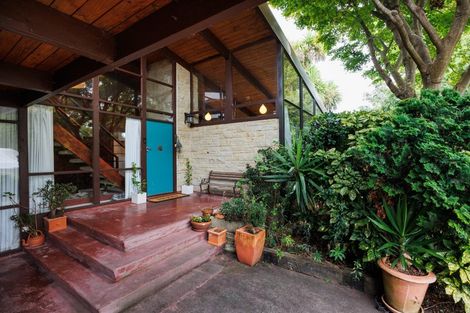 Photo of property in 9 Belmont Place, Terrace End, Palmerston North, 4410