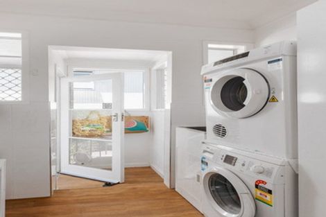 Photo of property in 6 Coppelia Avenue, Omokoroa, 3114