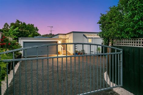 Photo of property in 1/20 Kirby Street, Glendene, Auckland, 0602