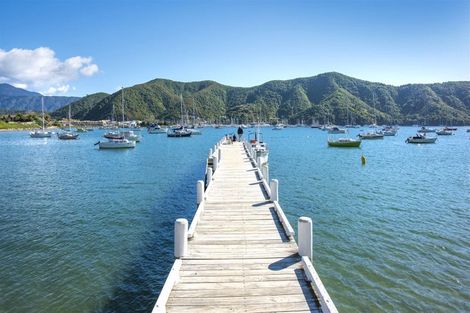 Photo of property in 3/45 Beach Road, Waikawa, Picton, 7220