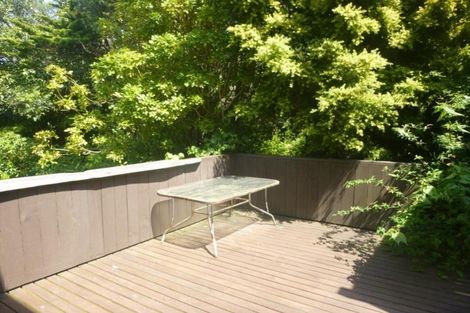 Photo of property in 6 Matuhi Street, Tirohanga, Lower Hutt, 5010