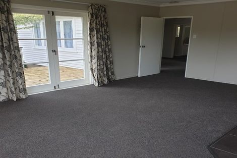Photo of property in 131b Queen Street, Waiuku, 2123