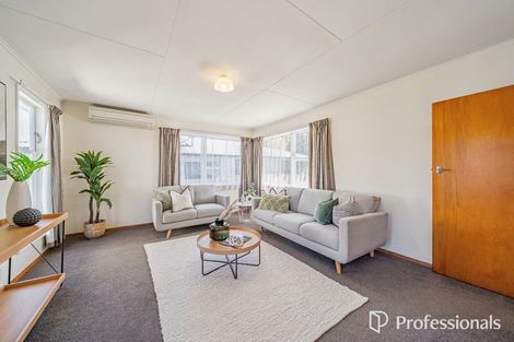 Photo of property in 90 Thomas Street, Stokes Valley, Lower Hutt, 5019