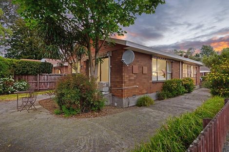 Photo of property in Birchdale Courts, 11/69a Yaldhurst Road, Sockburn, Christchurch, 8042