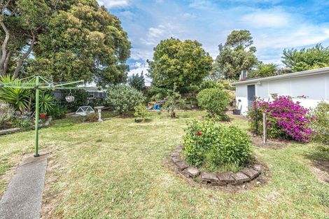 Photo of property in 9 Lee Street, Castlecliff, Whanganui, 4501