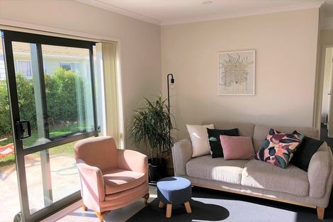 Photo of property in 11 Koko Mews, Mangere Bridge, Auckland, 2022