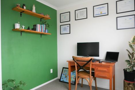 Photo of property in 153b Russell Road, Manurewa, Auckland, 2102