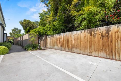Photo of property in 2/42 Woodville Street, Edgeware, Christchurch, 8013