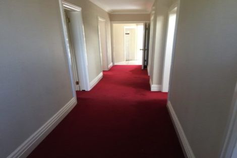 Photo of property in 6-10 Mudges Terrace, Newtown, Wellington, 6021