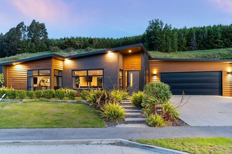 Photo of property in 38 Risinghurst Terrace, Lower Shotover, Queenstown, 9304