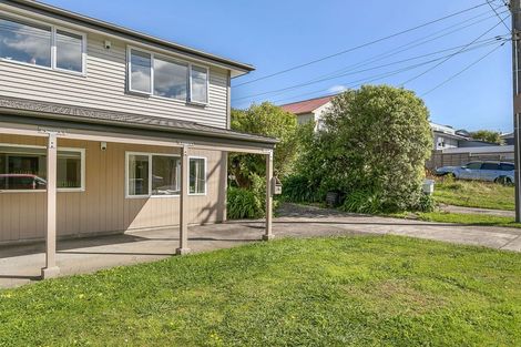 Photo of property in 2/19 Ranui Terrace, Tawa, Wellington, 5028