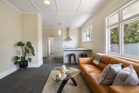Photo of property in 471a Featherston Street, Palmerston North, 4414