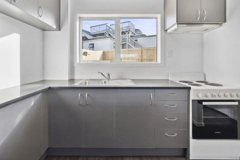 Photo of property in 2/7 Fitzroy Street, Papatoetoe, Auckland, 2104