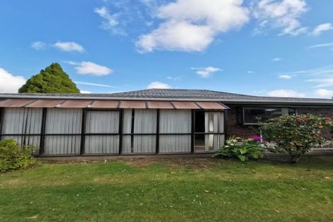 Photo of property in 172 Lincoln Road, Henderson, Auckland, 0610