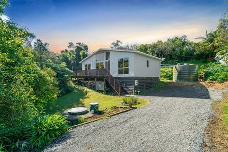 Photo of property in 91 Bays Road, Orere Point, Papakura, 2585
