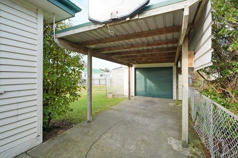Photo of property in 137 Centre Street, Heidelberg, Invercargill, 9812