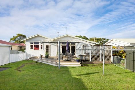 Photo of property in 20 Mahoe Avenue, Takaro, Palmerston North, 4410