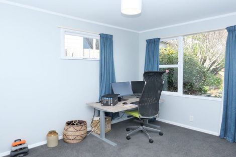 Photo of property in 50 Raumati Road, Raumati Beach, Paraparaumu, 5032