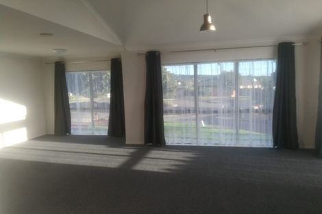 Photo of property in 30 Farmdale Court, Flat Bush, Auckland, 2019