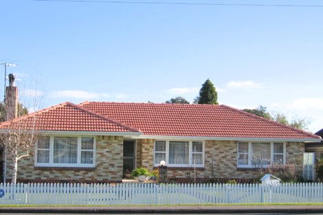 Photo of property in 1/10 Grove Road, Papakura, 2110