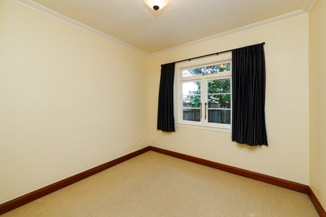 Photo of property in 21 Phoenix Avenue, Hokowhitu, Palmerston North, 4410