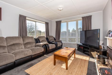 Photo of property in 24 Glasgow Crescent, Kaiti, Gisborne, 4010