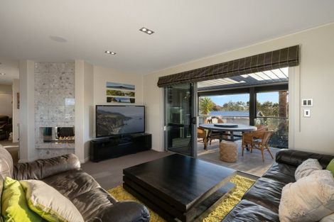 Photo of property in 160b Dickson Road, Papamoa Beach, Papamoa, 3118