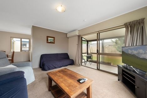 Photo of property in 1 Tania Place, Mount Maunganui, 3116