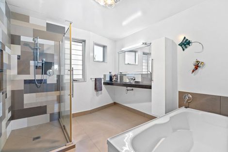 Photo of property in 26 Sunset Drive, Baylys Beach, Dargaville, 0377