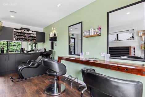 Photo of property in 71 Gladstone Road, Woodend, 7610