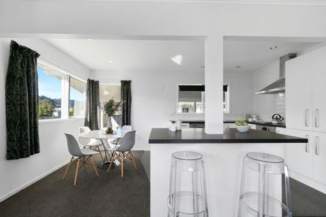 Photo of property in 253 Wellington Road, Wainuiomata, Lower Hutt, 5014