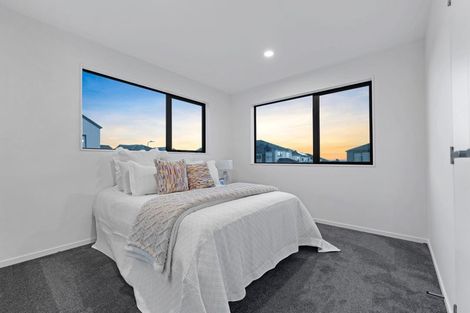 Photo of property in 27 Tannaghmore Drive, Flat Bush, 2019
