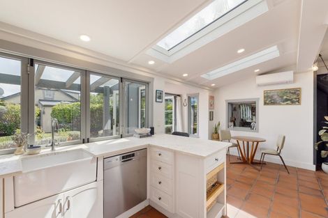 Photo of property in 4 Stoke Street, Sumner, Christchurch, 8081