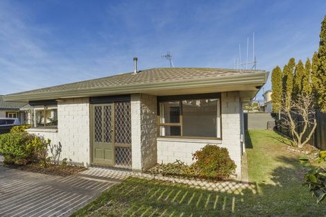 Photo of property in 2d Woodfield Avenue, Roslyn, Palmerston North, 4414