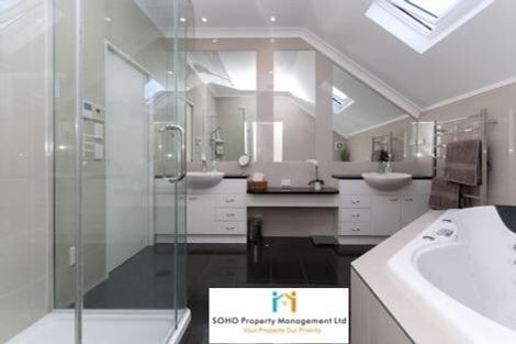 Photo of property in 17 Quedley Court, Eastern Beach, Auckland, 2012