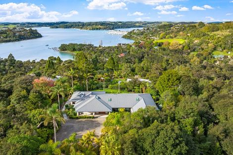 Photo of property in 5 Glance Street, Sandspit, Warkworth, 0982