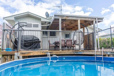 Photo of property in 8 Puriri Crescent, Lansdowne, Masterton, 5810