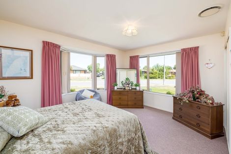 Photo of property in 5 Thistledown Place, Woolston, Christchurch, 8062